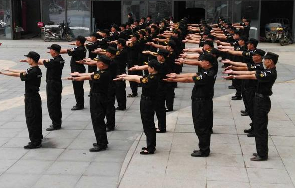 重庆保安人员内部训练实景图